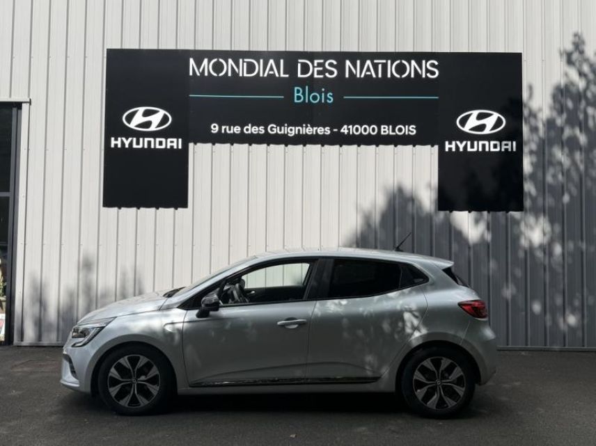 41000 : Hyundai Blois - Mondial des Nations - RENAULT Clio - Clio - Gris Platine - Traction - Essence
