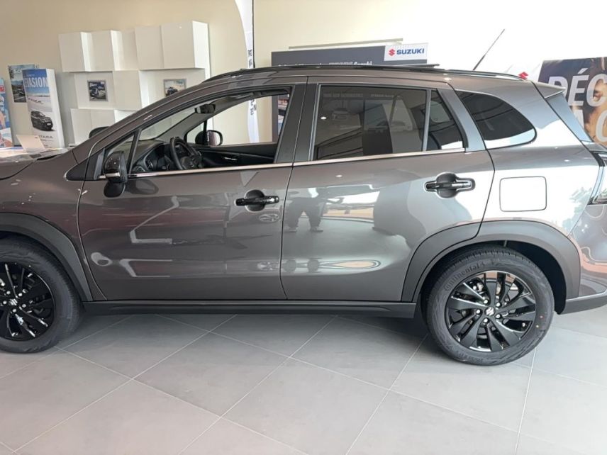 85300 : Hyundai Challans - Océane Auto - SUZUKI S-CROSS Xplore - S-CROSS II - Gris - Boîte automatique - Essence sans plomb