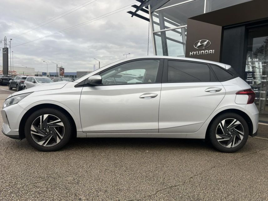 21300 : Hyundai Dijon - Privilège Automobiles - HYUNDAI i20 Intuitive - i20 (07/2020-08/2023) - Gris clair - Boîte manuelle - Essence sans plomb