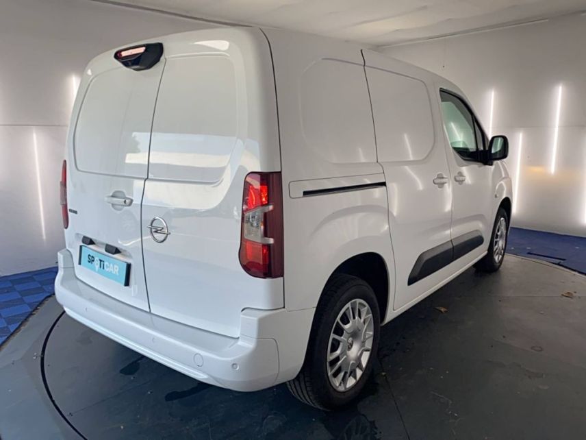31200 : Hyundai TOULOUSE NORD - AUTO NORD - OPEL COMBO CARGO PACK BUSINESS - COMBO D - BLANC - Boîte manuelle - Diesel