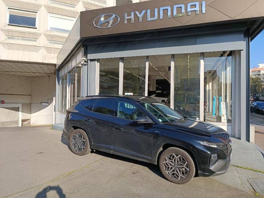 75013 : Hyundai Paris 13 - Bayard Automobiles - HYUNDAI Tucson - Tucson - Phantom Black Métal - Transmission intégrale - Hybride rechargeable : Essence/Electrique