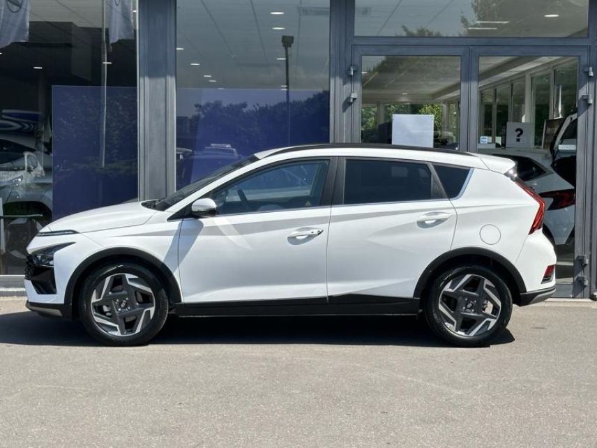 57100 : Hyundai Thionville - Théobald Automobiles - HYUNDAI Bayon - Bayon - Atlas White Métal - Traction - Essence