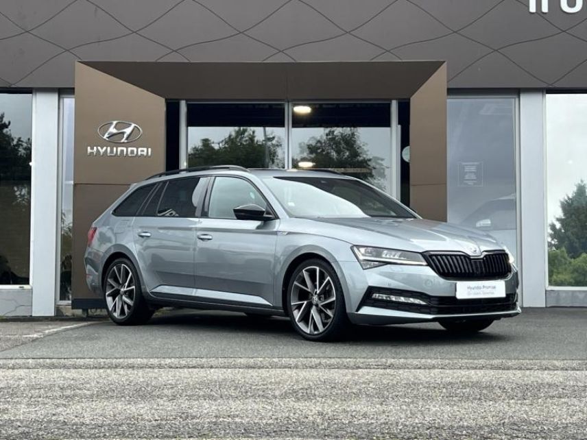 29000 : Hyundai Quimper - Iroise Automobiles - SKODA Superb Combi - Superb Combi - Gris Argent métallisée - Traction - Diesel