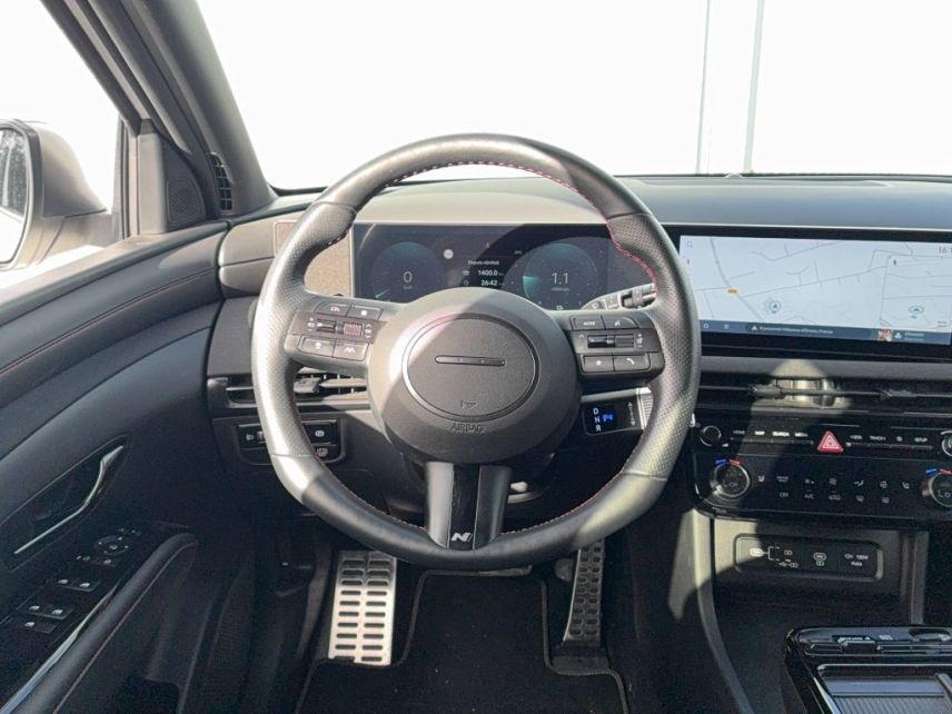 33140 : Hyundai Bordeaux Sud Villenave d'Ornon - Sipa Automobiles - HYUNDAI TUCSON N Line Creative - TUCSON IV - BLANC - Boîte automatique - Essence / Courant électrique