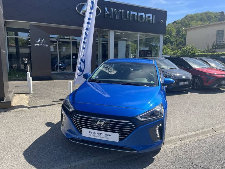 38200 : Hyundai Vienne - Groupe Central Autos - HYUNDAI IONIQ Executive - IONIQ - Bleu - Automate sequentiel - Essence / Courant électrique