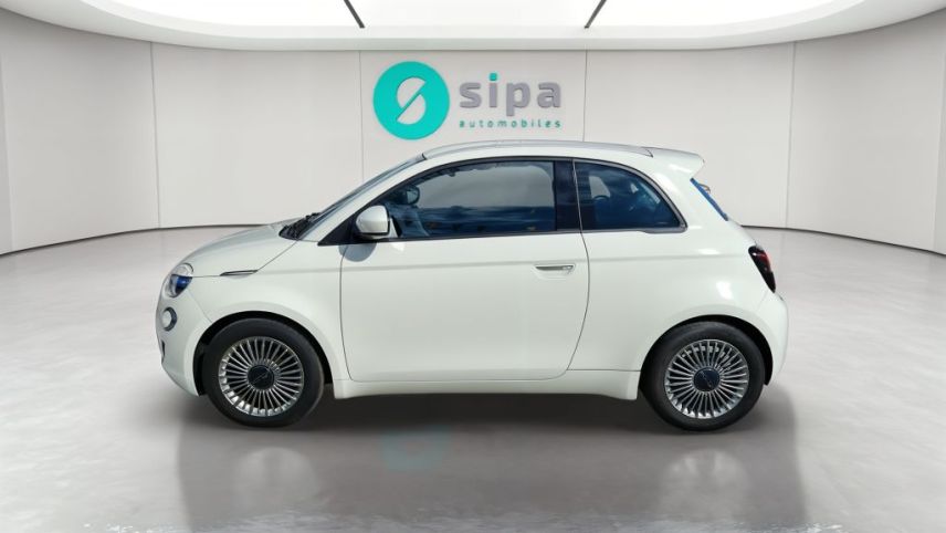 33140 : Hyundai - Sipa Automobiles – Bordeaux Sud - Villenave d’Ornon - FIAT 500e BERLINE MY22 SERIE 1 STEP 2 Icône - 500 III ELECTRIQUE - Blanc - Automate à fonct. Continu - Courant électrique