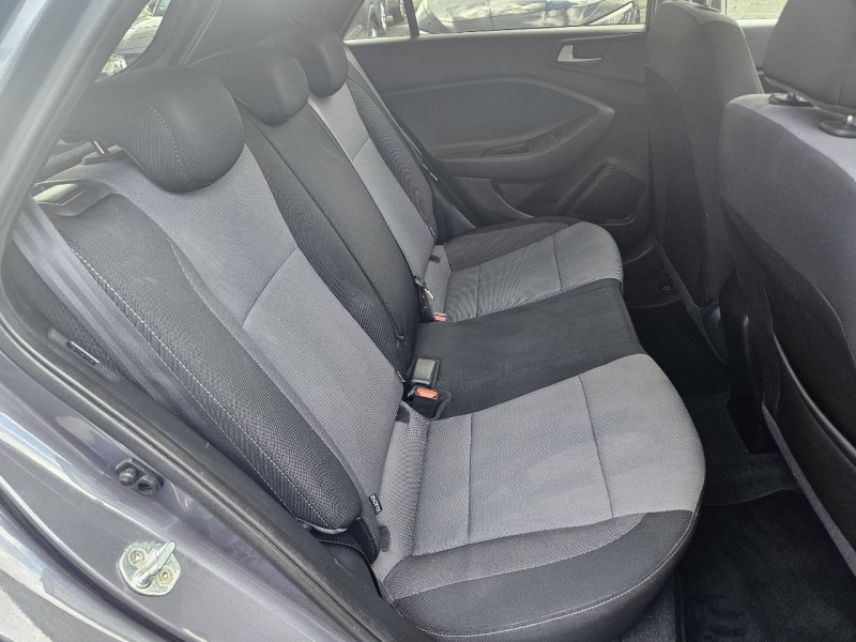 82005 : Hyundai Montauban - Pierre Guirado Automobiles - HYUNDAI i20 - i20 - Star Dust - Traction - Essence