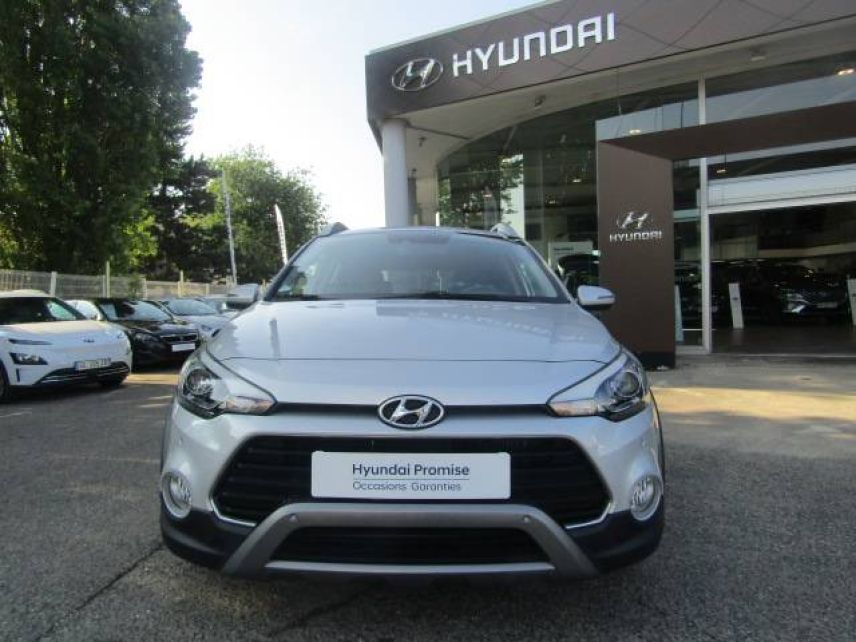 91100 : Hyundai Corbeil-Essonnes - CAP Fournier - HYUNDAI i20 ACTIVE Active - i20 II - Gris - Boîte manuelle - Essence sans plomb
