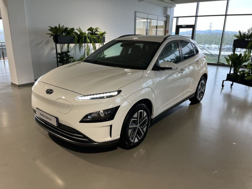 69190 : Hyundai Lyon Sud - Groupe Central Autos - HYUNDAI KONA ELECTRIC Business - KONA ELECTRIQUE - SERENITY WHITE - Automate à fonct. Continu - Courant électrique