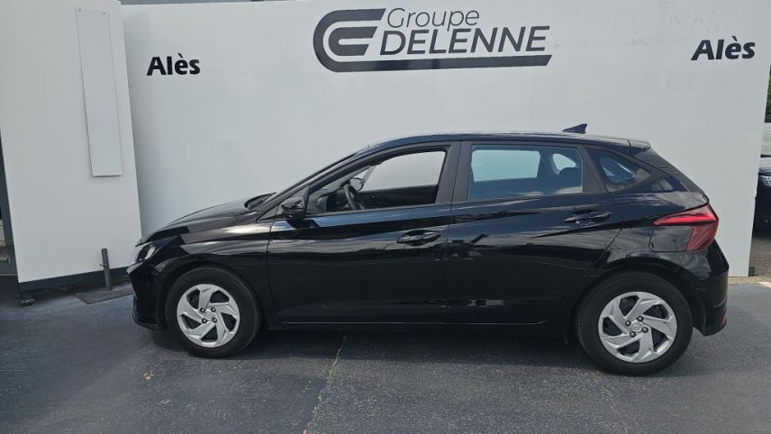 30100 : Hyundai Alès - Auto Hall - HYUNDAI i20 Initia - i20 III - Noir - Boîte manuelle - Essence sans plomb