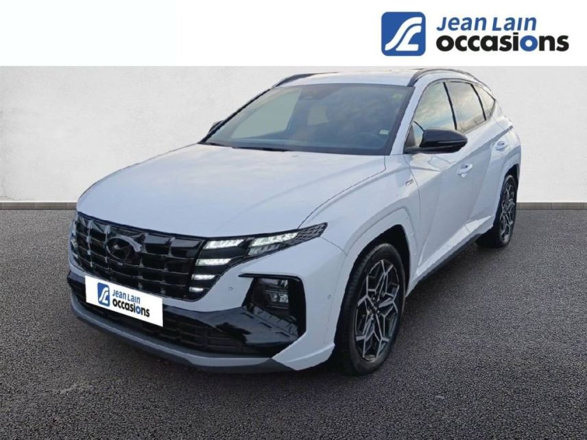73290 : Hyundai Chambéry - Jean Lain Mobilités - HYUNDAI TUCSON N Line Executive - TUCSON IV - BLANC - Boîte automatique - Essence / Courant électrique