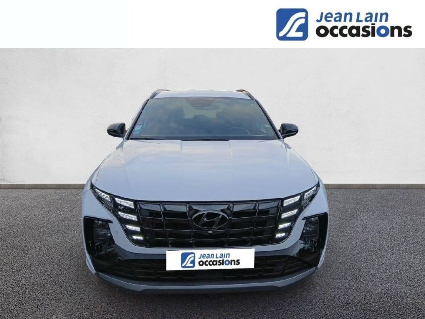 73290 : Hyundai Chambéry - Jean Lain Mobilités - HYUNDAI TUCSON N Line Executive - TUCSON IV - BLANC - Boîte automatique - Essence / Courant électrique