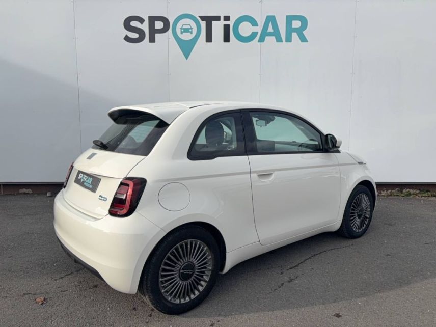 33140 : Hyundai Bordeaux Sud Villenave d&#039;Ornon - Sipa Automobiles - FIAT 500e BERLINE Nouvelle 500 - 500 III - BLANC - Automate à fonct. Continu - Courant électrique