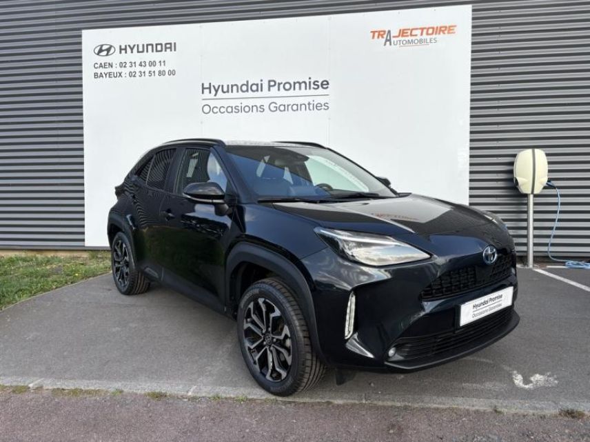 14100 : Hyundai Lisieux - Trajectoire Automobiles - TOYOTA Yaris Cross - Yaris Cross - Noir Intense (M) - Traction - Hybride : Essence/Electrique