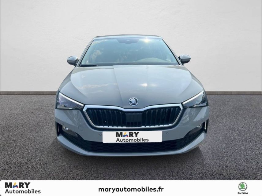 02100 : Hyundai Saint-Quentin - Mary Automobiles - SKODA SCALA Style - SCALA - LIGHT GREY - Automate sequentiel - Essence sans plomb