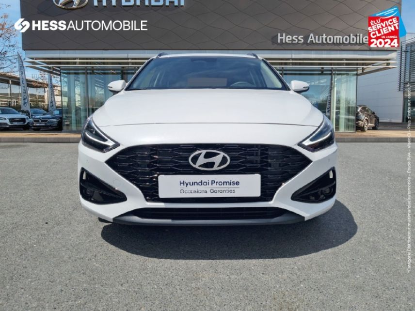 51100 : Hyundai Reims - HESS Automobile - HYUNDAI i30 SW - i30 SW - Serenity White métal - Traction - Essence