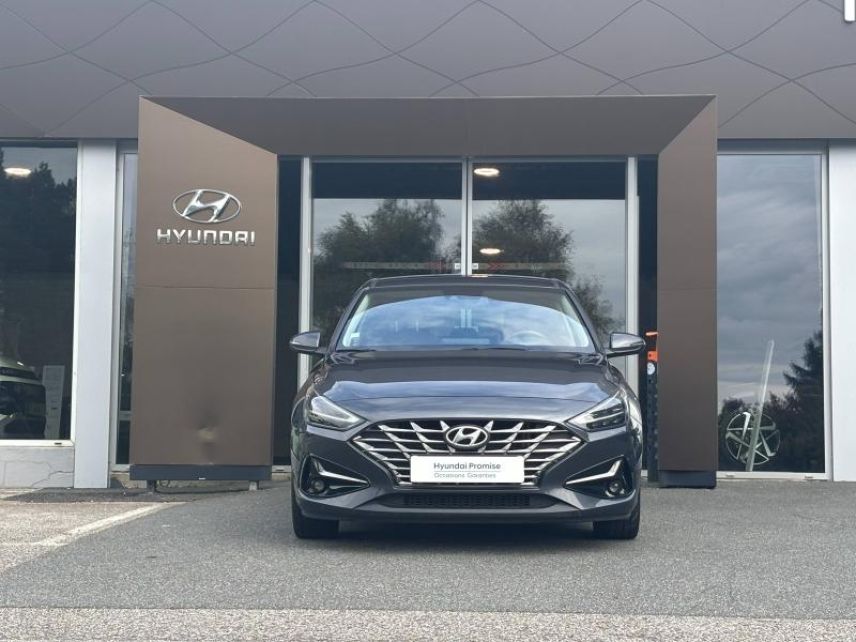 29000 : Hyundai Quimper - Iroise Automobiles - HYUNDAI i30 - i30 - Dark Knight Métal - Traction - Essence/Micro-Hybride