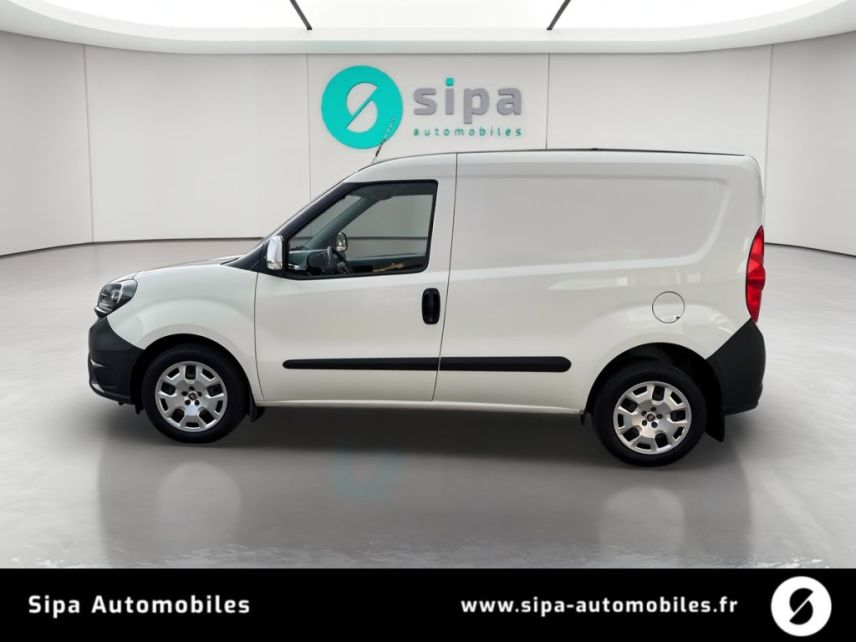 33110 : Hyundai Bordeaux Nord Le Bouscat - Sipa Automobiles - FIAT DOBLO CARGO PACK - DOBLO II - BLANC - Boîte manuelle - Diesel