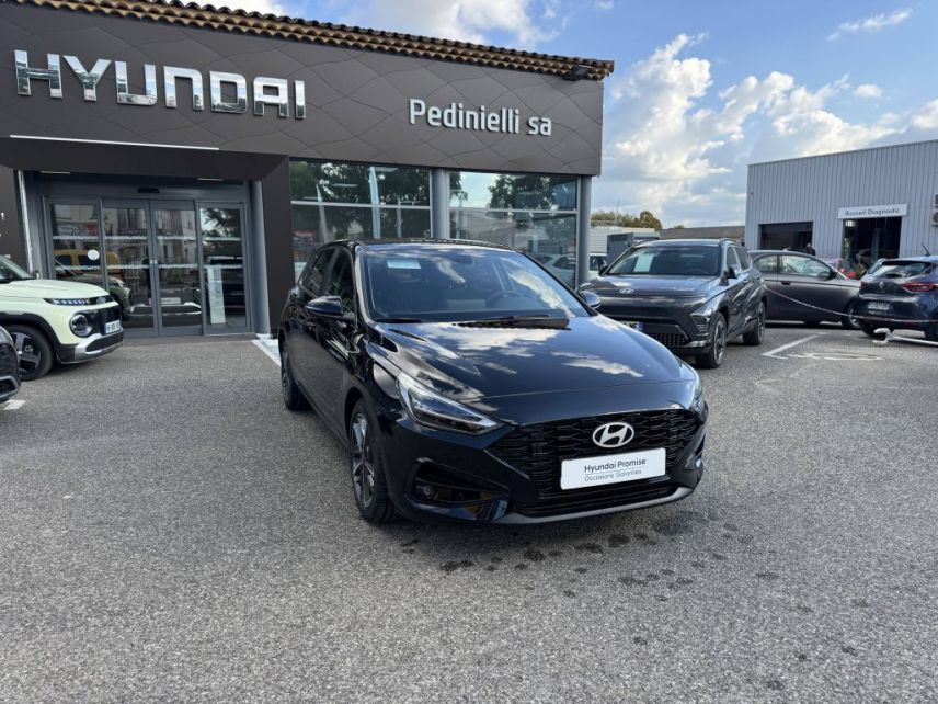 84120 : Hyundai PERTUIS - SA PEDINIELLI - HYUNDAI i30 Creative - i30 III - NOIR - Boîte séquentielle - Essence sans plomb