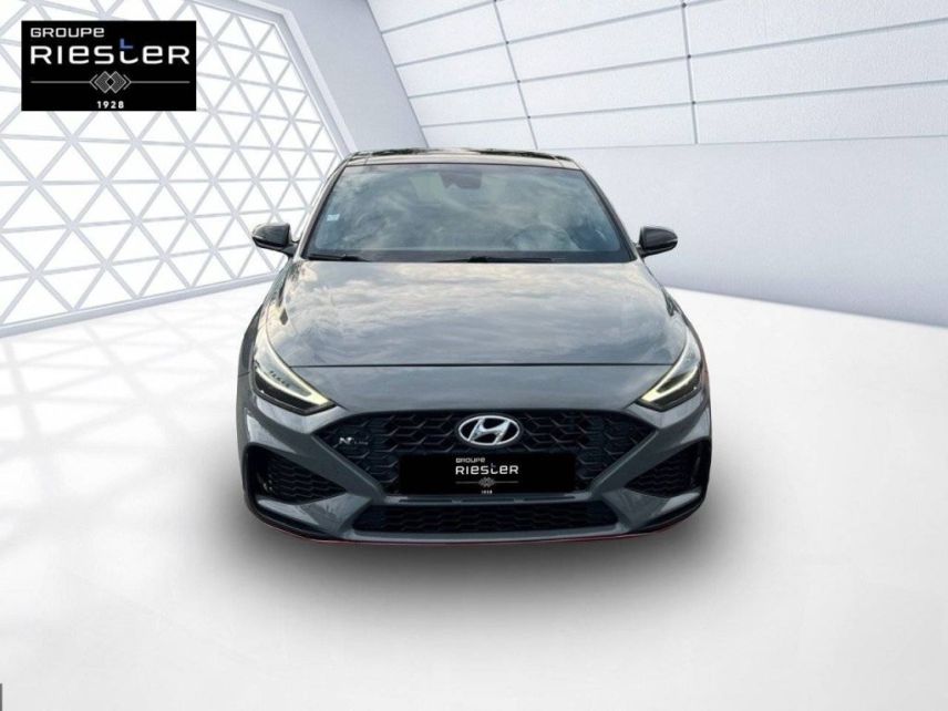 02000 : Hyundai Laon - Protea by Riester - HYUNDAI i30 FASTBACK N Line - i30 III - Gris - Boîte séquentielle - Essence sans plomb