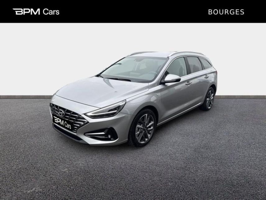 18230 : Hyundai Bourges - ELLIPSE Automobiles - HYUNDAI i30 SW - i30 SW - Shimmering Silver Métal - Traction - Essence/Micro-Hybride