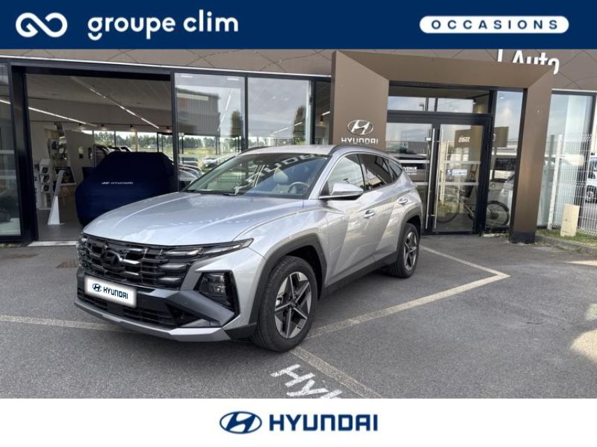 40990 : Hyundai Dax - i-AUTO - HYUNDAI Tucson - Tucson - Shimmering Silver Métal - Traction - Hybride rechargeable : Essence/Electrique