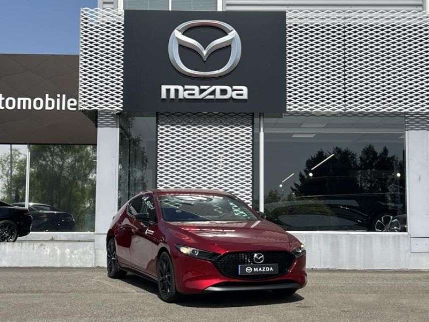29000 : Hyundai Quimper - Iroise Automobiles - MAZDA Mazda 3 - Mazda 3 - Soul Red Crystal Métallisé - Traction - Essence/Micro-Hybride