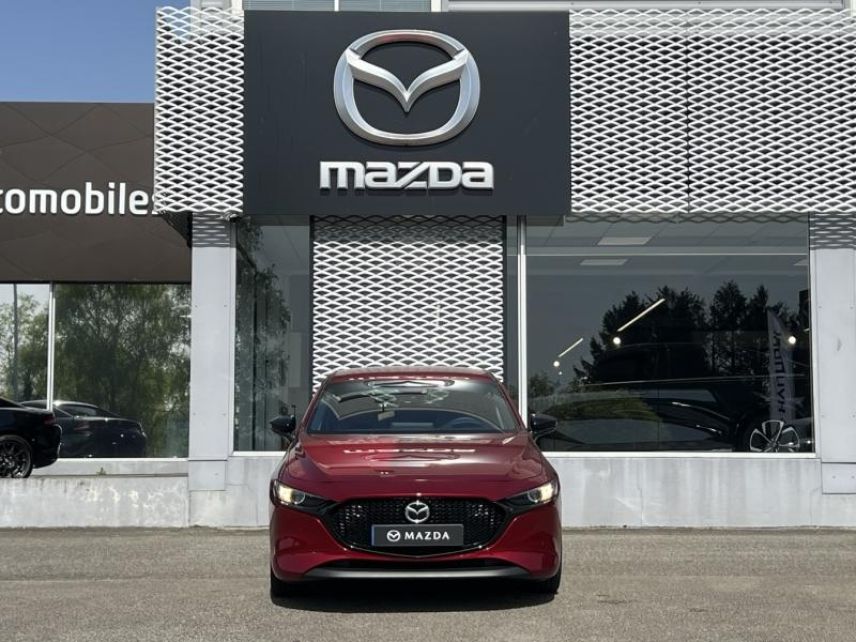 29000 : Hyundai Quimper - Iroise Automobiles - MAZDA Mazda 3 - Mazda 3 - Soul Red Crystal Métallisé - Traction - Essence/Micro-Hybride