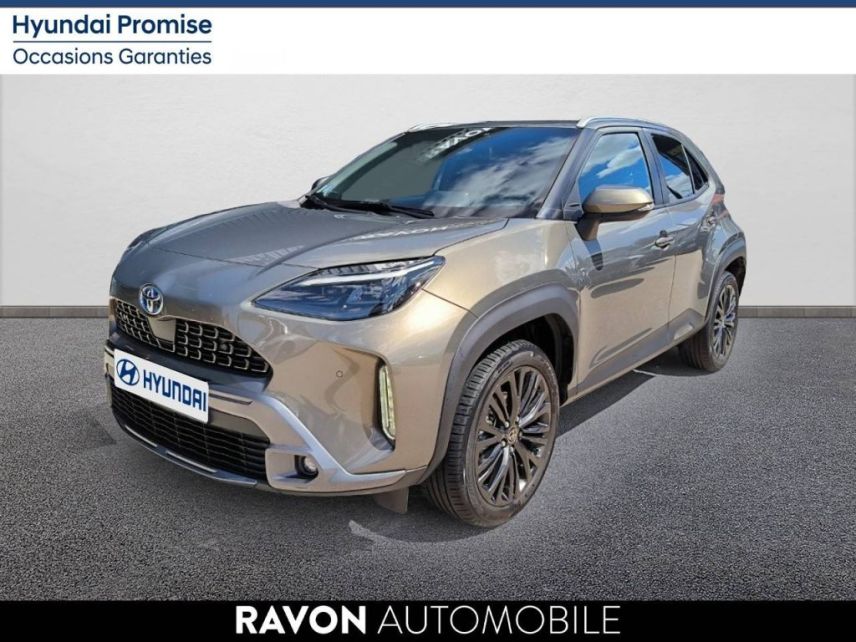42100 : Hyundai Saint-Etienne - Ravon Automobile - TOYOTA YARIS CROSS HYBRIDE Trail - YARIS CROSS - Gris - Automate à fonct. Continu - Essence / Courant électrique