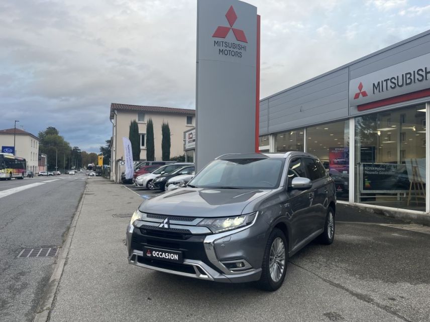 38200 : Hyundai Vienne - Groupe Central Autos - MITSUBISHI OUTLANDER PHEV Instyle - OUTLANDER III - Gris - Automate à fonct. Continu - Essence / Courant électrique