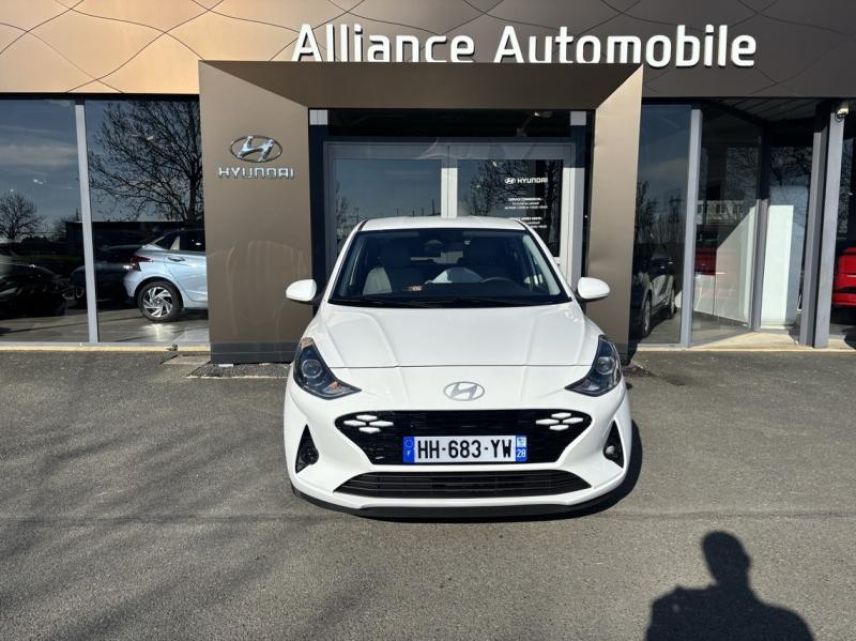 28600 : Hyundai Chartres - GCA - HYUNDAI i10 - i10 - Atlas White - Traction - Essence