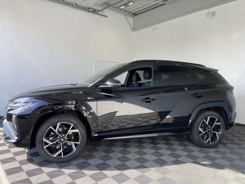 85000 : Hyundai La Roche-sur-Yon - Océane Auto - HYUNDAI TUCSON N Line Creative - TUCSON IV - Noir - Boîte automatique - Essence / Courant électrique