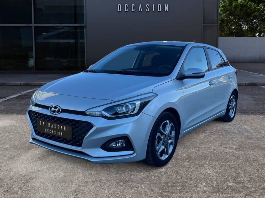 13016 : Hyundai Marseille Estaque - AUTODIF SAS - Groupe BALDASSARI - HYUNDAI i20 Intuitive - i20 II - GRIS - Boîte séquentielle - Essence sans plomb