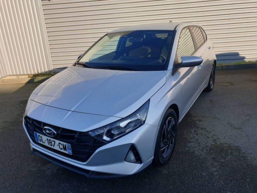 29200 : Hyundai Brest - Iroise Automobiles - HYUNDAI i20 - i20 - Sleek Silver Métal - Traction - Essence