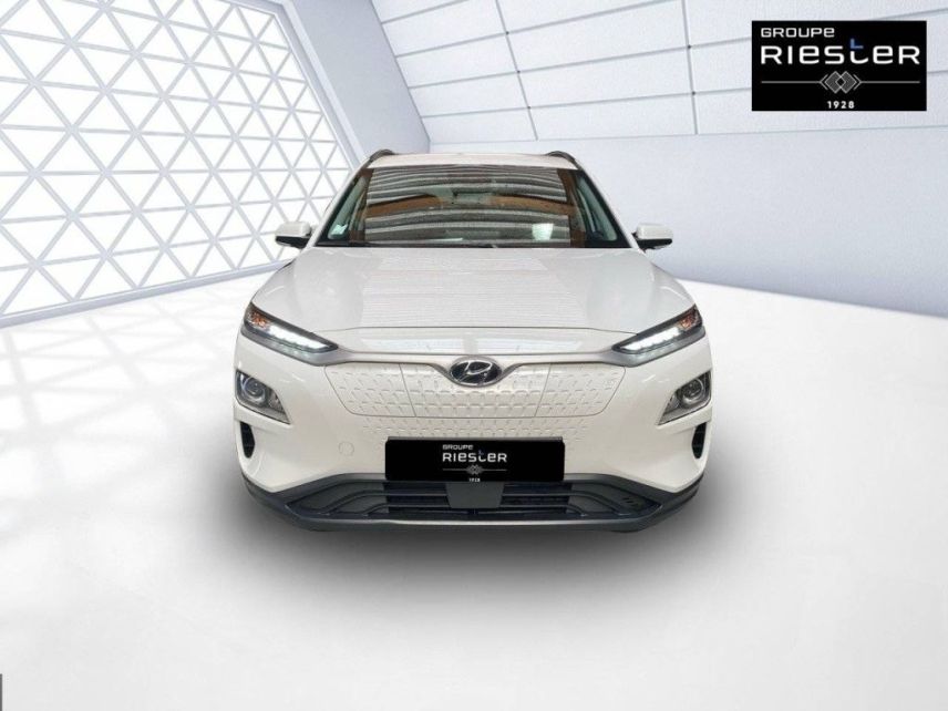 60740 : Hyundai Saint-Maximin - Protea by Riester - HYUNDAI KONA ELECTRIC Creative - KONA - BLANC - Automate à fonct. Continu - Courant électrique