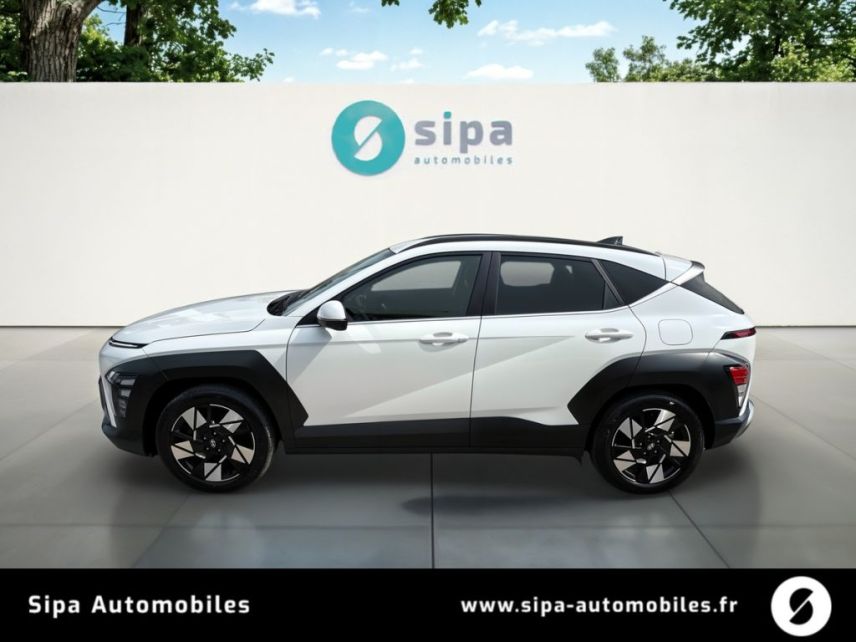 33110 : Hyundai Bordeaux Nord Le Bouscat - Sipa Automobiles - HYUNDAI KONA Executive - KONA II - ATLAS WHITE. - Automate sequentiel - Essence / Courant électrique