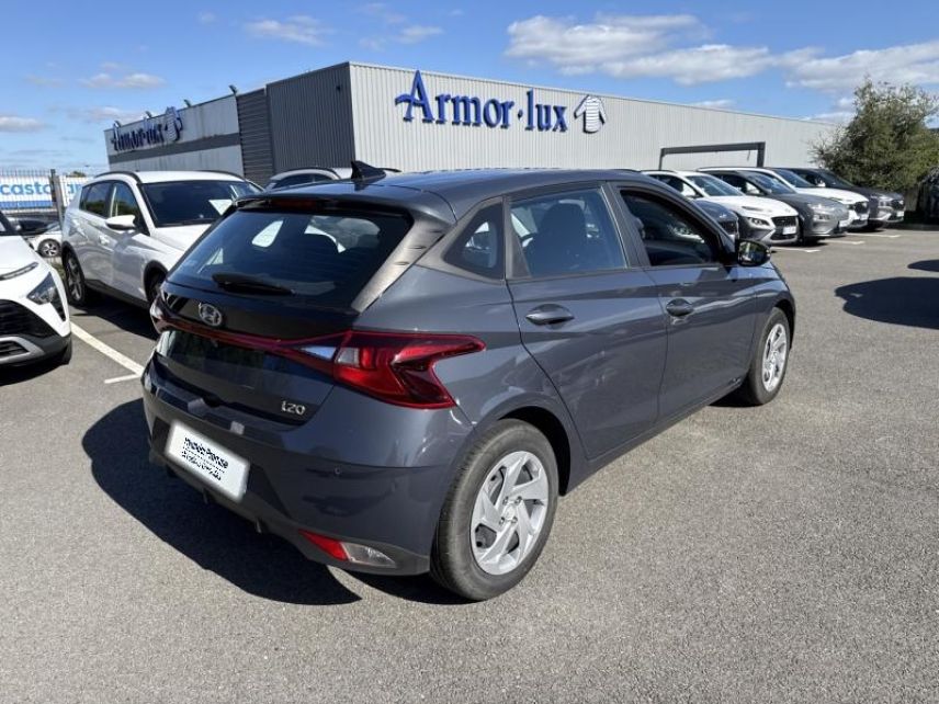 56000 : Hyundai Vannes - Park Lann Automobiles - HYUNDAI i20 - i20 - Intense Blue Métal - Traction - Essence