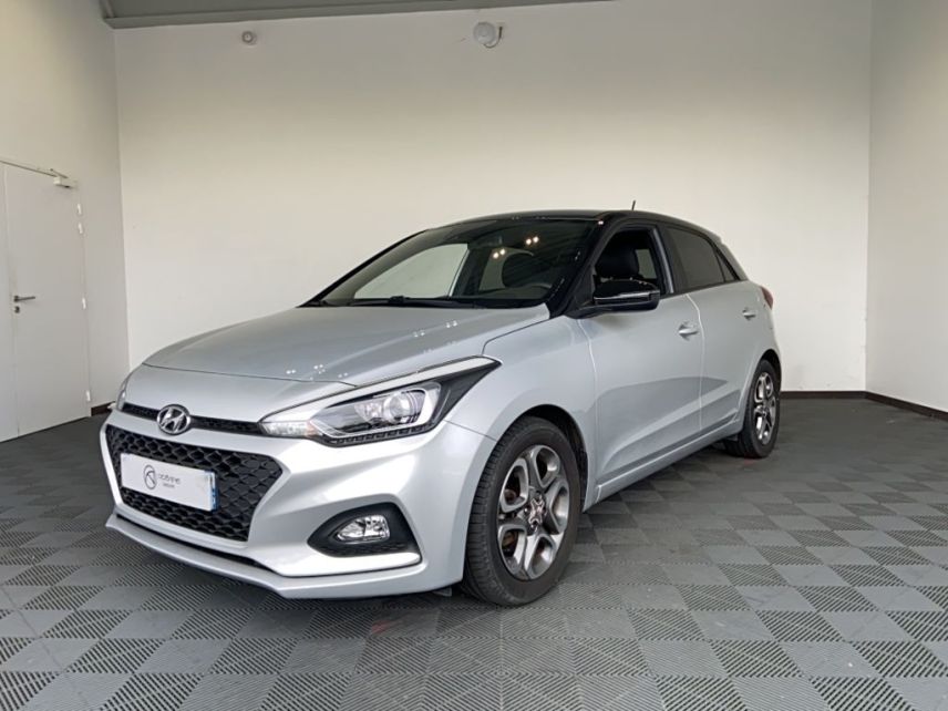 85000 : Hyundai La Roche-sur-Yon - Océane Auto - HYUNDAI i20 Edition #Mondial 2019 - i20 II - Gris - Boîte séquentielle - Essence sans plomb