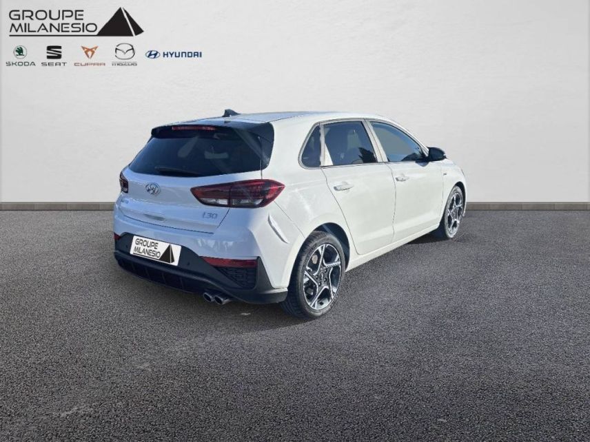 13730 : Hyundai Marignane - Cap Milanesio - HYUNDAI i30 N Line - i30 III - Blanc - Boîte séquentielle - Essence sans plomb