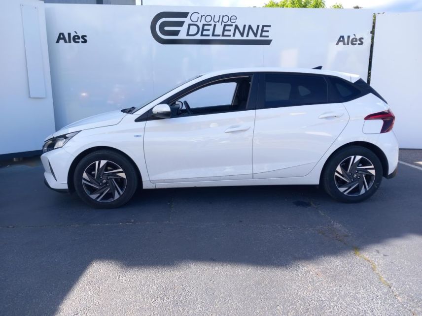 30100 : Hyundai Alès - Auto Hall - HYUNDAI i20 Intuitive - i20 III - Blanc - Boîte manuelle - Essence sans plomb