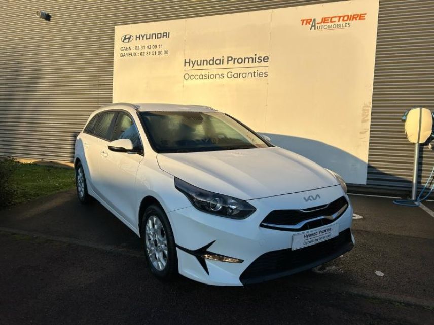 14100 : Hyundai Lisieux - Trajectoire Automobiles - KIA Ceed SW - Ceed SW - Blanc - Traction - Diesel/Micro-Hybride