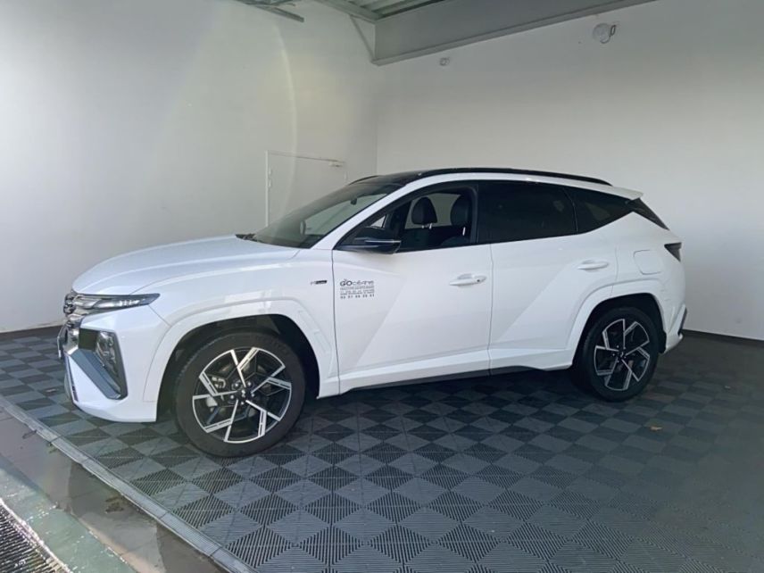 85000 : Hyundai MoceanRent | La Roche-sur-Yon - Océane Auto - HYUNDAI TUCSON N Line Creative - TUCSON IV - Blanc - Boîte automatique - Essence / Courant électrique