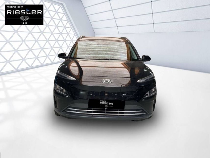 60740 : Hyundai Saint-Maximin - Protea by Riester - HYUNDAI KONA ELECTRIC Creative - KONA ELECTRIQUE - NOIR - Automate à fonct. Continu - Courant électrique