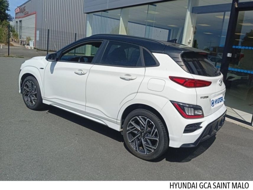 35400 : Hyundai Saint-Malo - GCA - HYUNDAI Kona - Kona - Blanc - Traction - Essence/Micro-Hybride