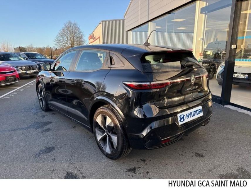 35400 : Hyundai Saint-Malo - GCA - RENAULT Megane - Megane - noir étoilé - Traction - Electrique