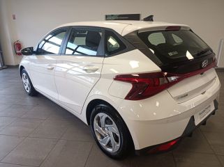 69190 : Hyundai Lyon Sud - Groupe Central Autos - HYUNDAI i20 Business - i20 III - Blanc - Boîte manuelle - Essence sans plomb