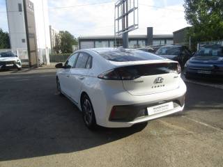 91100 : Hyundai Corbeil-Essonnes - CAP Fournier - HYUNDAI IONIQ Executive - IONIQ - BLANC - Automate sequentiel - Essence / Courant électrique