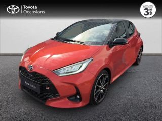 50000 : Hyundai Saint-Lô - GCA - TOYOTA Yaris - Yaris - Bi-ton Rouge Intense / Toit noir - Traction - Hybride : Essence/Electrique