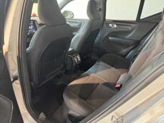 59640 : Hyundai Dunkerque - Europ&#039;Auto - VOLVO XC40 - XC40 - Argent Aurore métallisé - Traction - Electrique