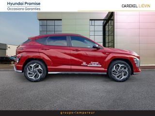 62800 : Hyundai Lens - Groupe Lempereur - HYUNDAI Kona - Kona - Ultimate Red métallisé - Traction - Hybride : Essence/Electrique